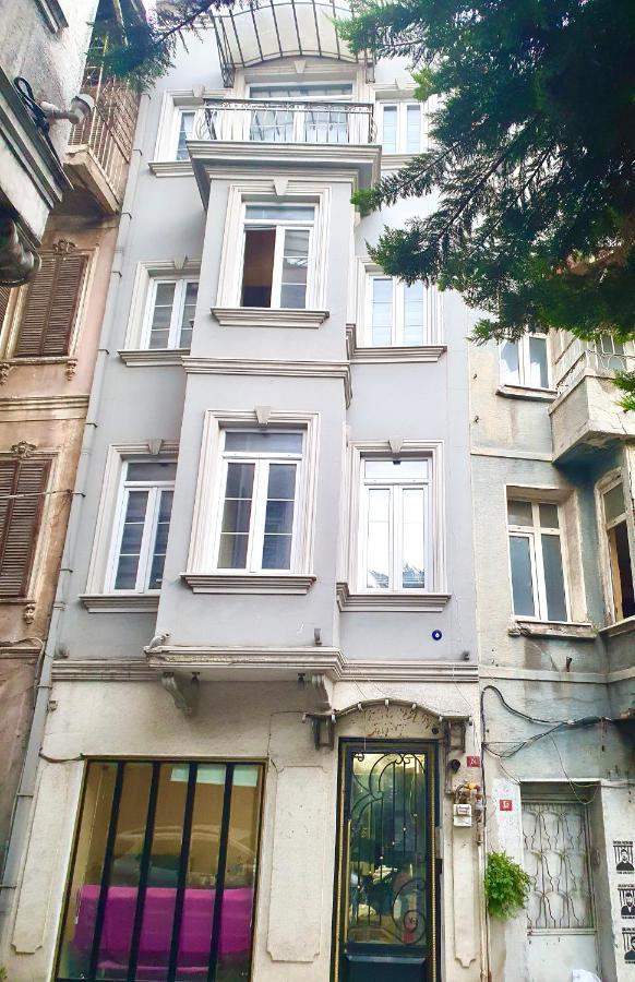 Cedar House Istanbul Hostel Exterior photo